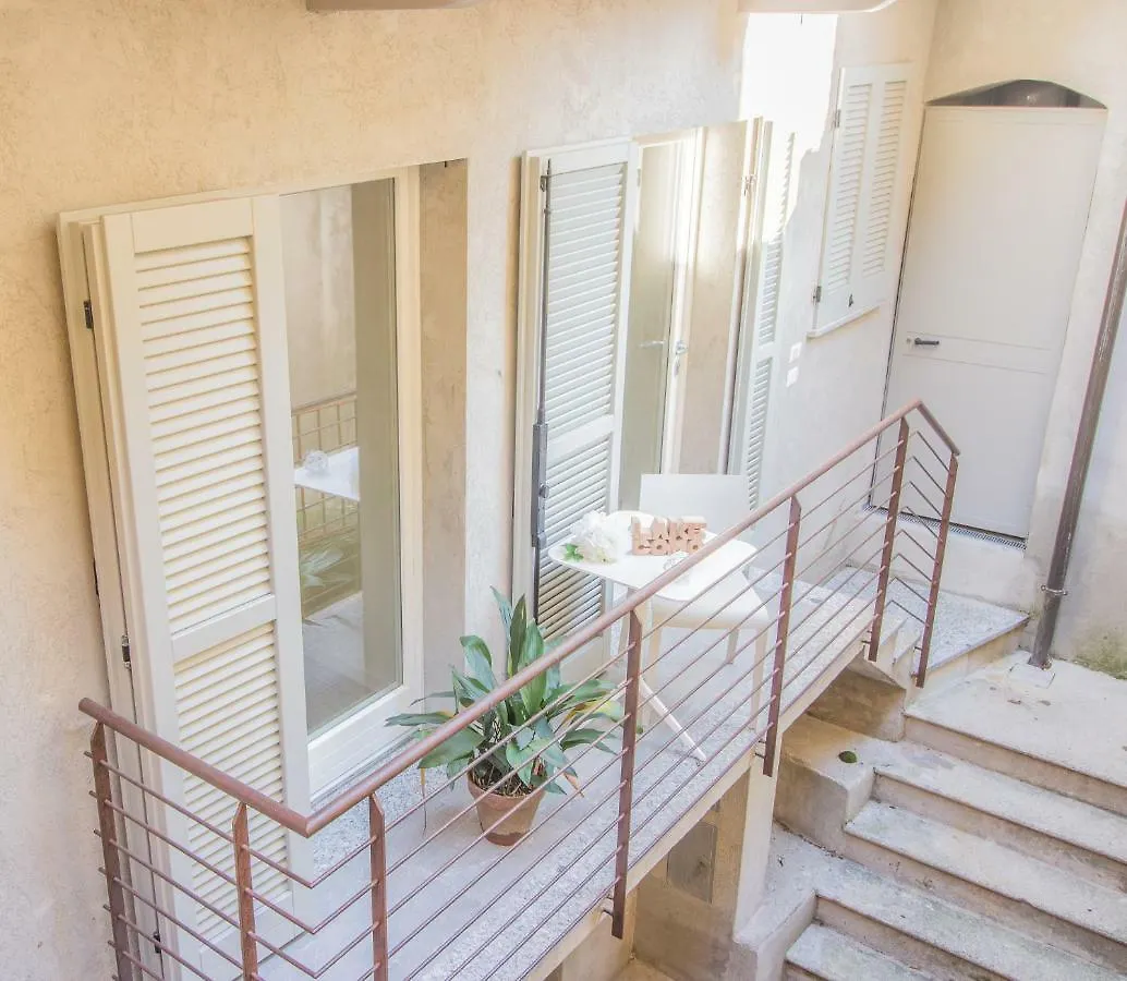 Little Nest Flat Apartment Varenna Italy